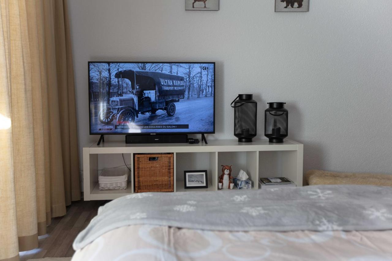 Grand Studio Au Centre De Crans Екстер'єр фото